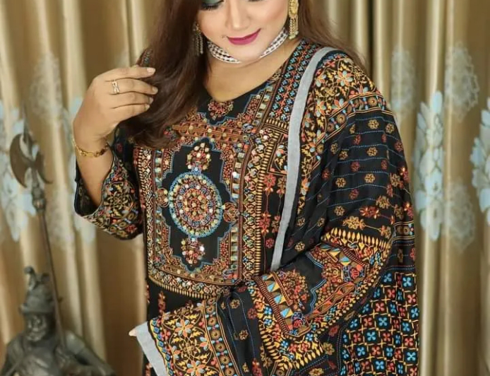 সুন্দর ও ট্রেন্ডি সেলোয়ার কামিজ কালেকশন 2025 | Stylish Salwar Kameez for Women | International  Bazzar BD